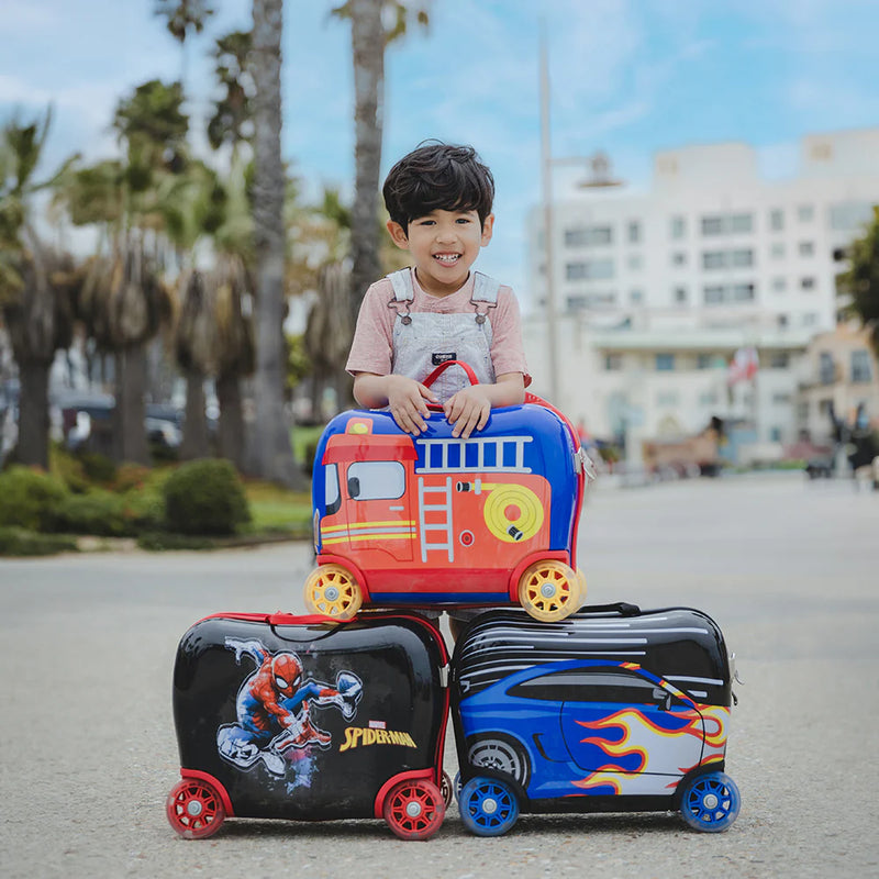 Lady Bug Ride-on Luggage | Light up Wheels